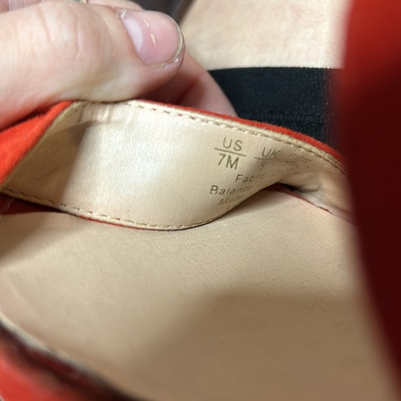 Red Tie-up Block Open Toe Heels - Picture 8 of 8